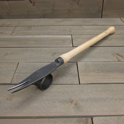 DeWit weeding tool: Thistle cutter with drop-grip handle