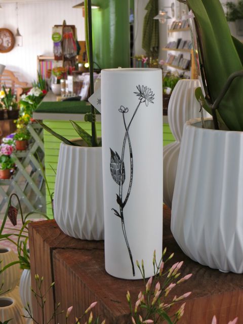 Bloominville stem vase.jpg